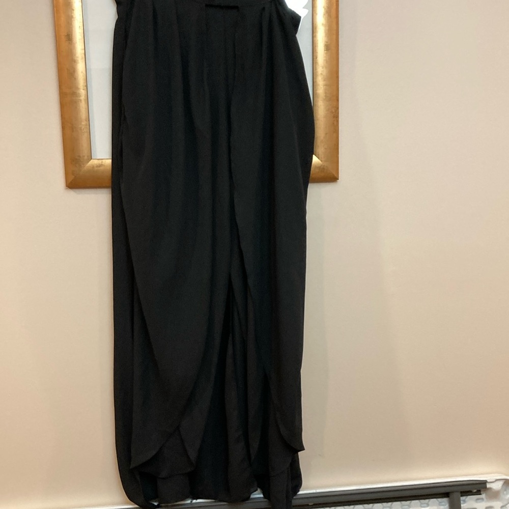 EUC Haoduoyi Lind chiffon skirt with build in pants